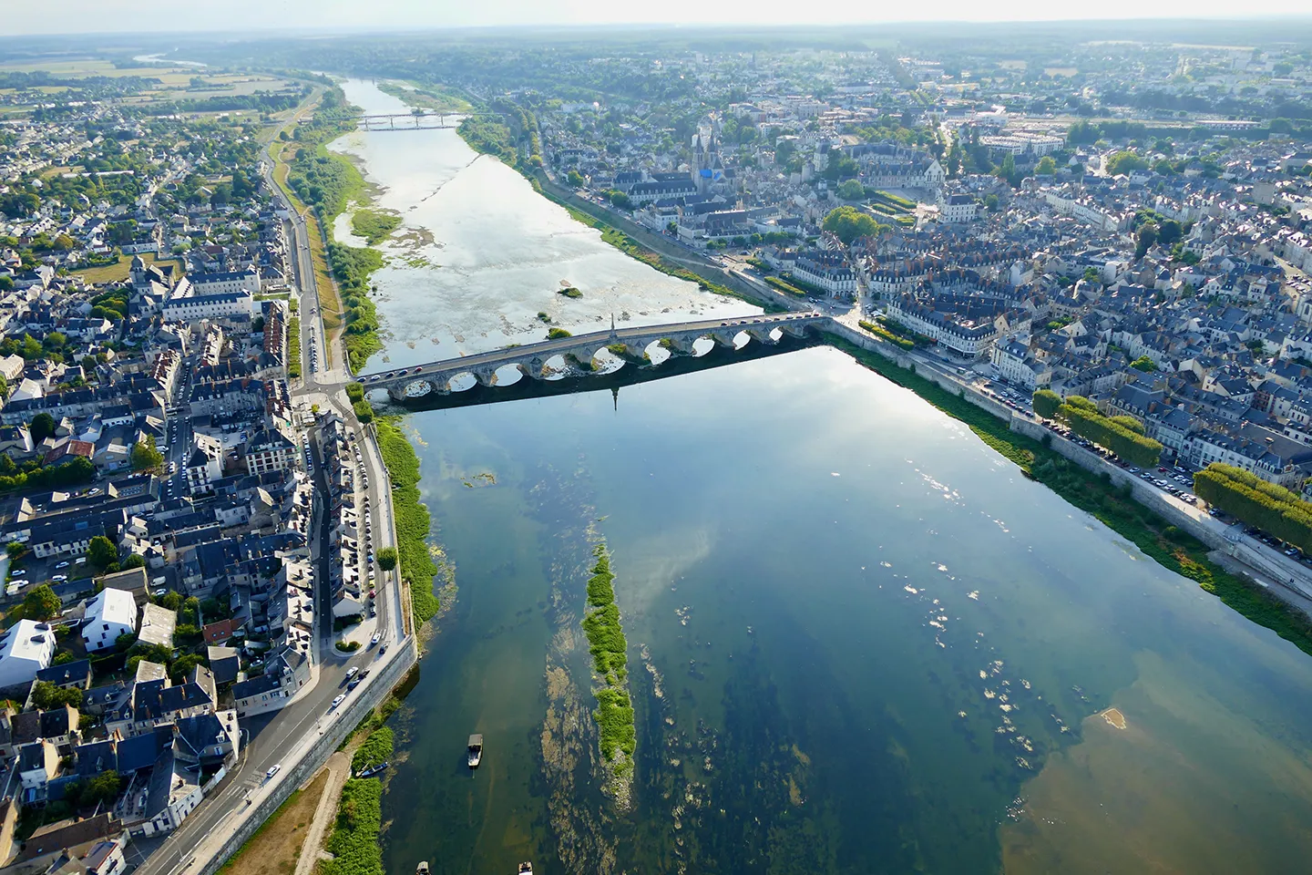 Vol au dessus de le Loire, à Blois